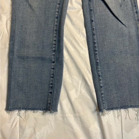 LC Lauren Conrad Women's Super High-Waisted Straight Leg Light WashJeans Size 6 - Picture 2 of 10